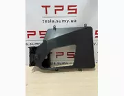 Дифузор радіатора кондіціонера лівий аналог Tesla Model S Restyling, 1058070-00-C (105807000C)